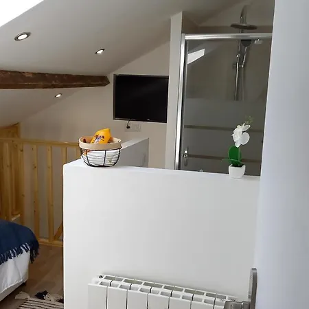Charmante Maison Cosy A Villabe-hyper Centre-gare-wifi Apartment *