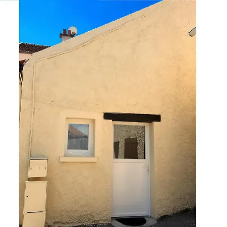 Apartment Charmante Maison Cosy A Villabe-hyper Centre-gare-wifi